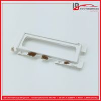 Innenleuchte halter hinten<br>MERCEDES BNEZ E-KLASSE W124