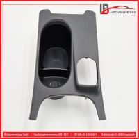 Getr�nkehalter Mitte Vorne<br>MERCEDES-BENZ B180 B-KLASSE W246